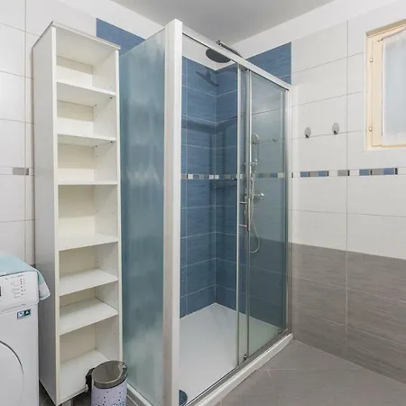 Apartman Sanja Near The And Center *