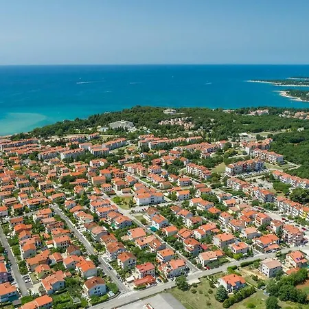 Apartman Sanja Near The And Center *