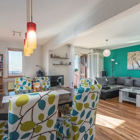 Sanja Near The And Center Apartment *