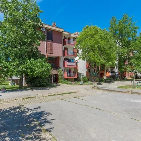 Sanja Near The And Center Lägenhet