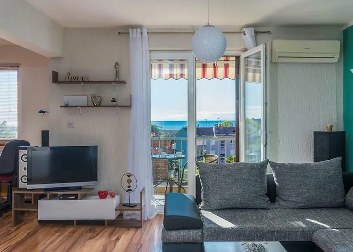 Sanja Near The And Center Lägenhet *