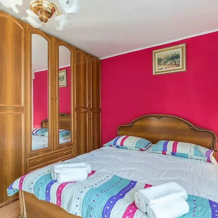 Sanja Near The And Center Apartman *